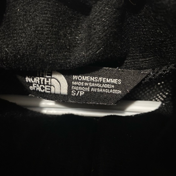 North Face Windbreaker Jacket - Picture 5 of 7